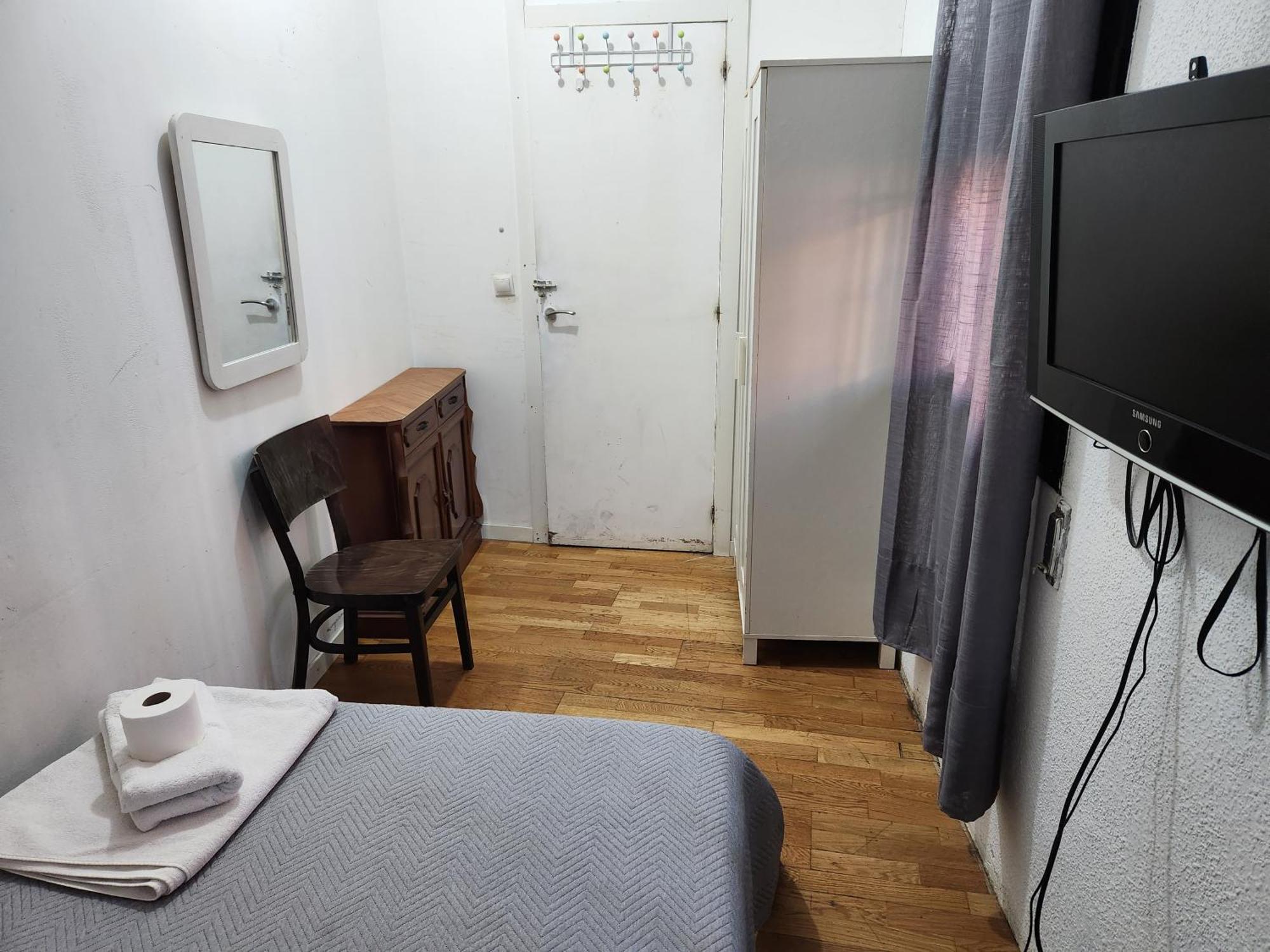 Hostel Pepe Viajes Madrid Luaran gambar