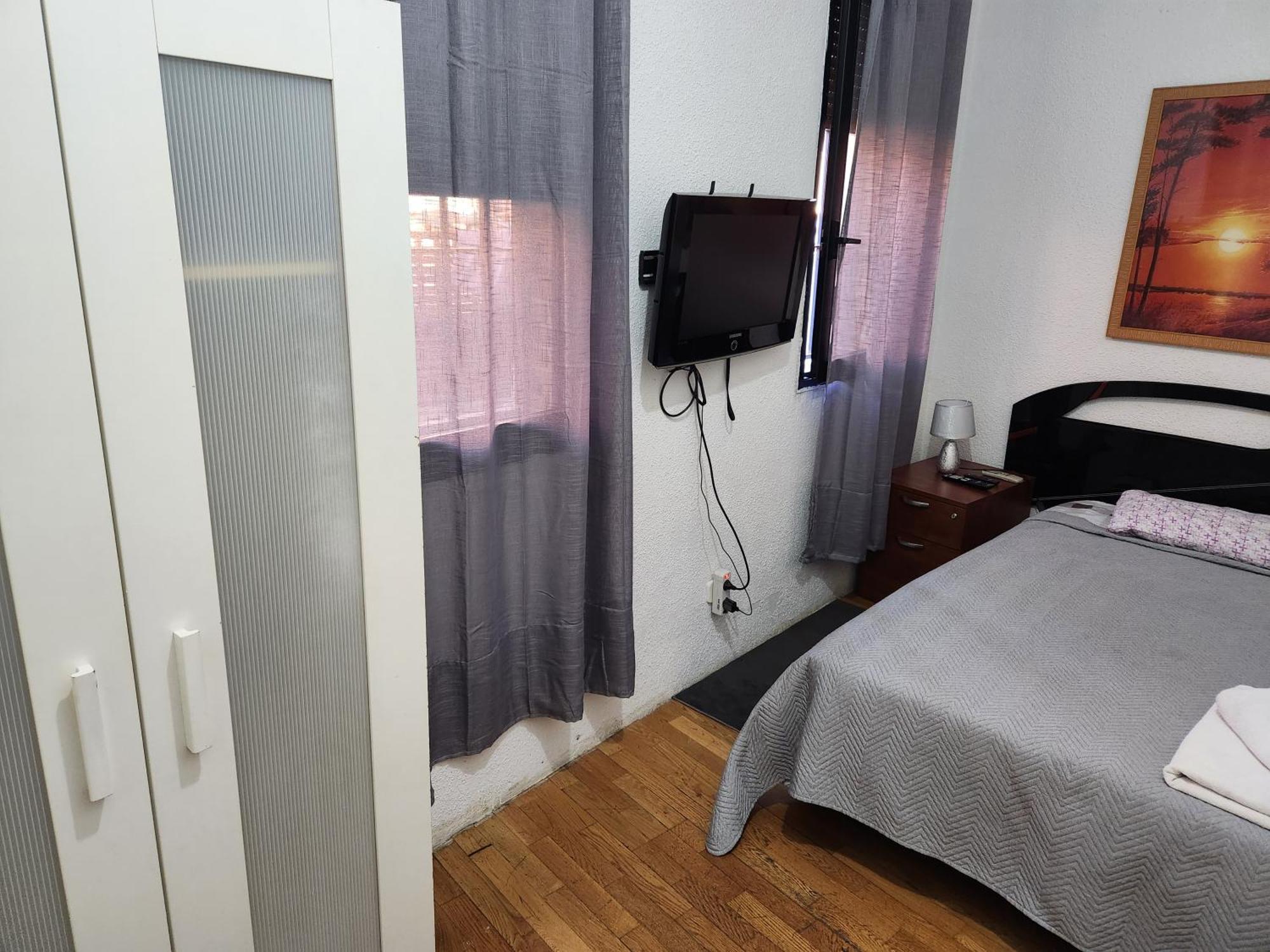 Hostel Pepe Viajes Madrid Luaran gambar