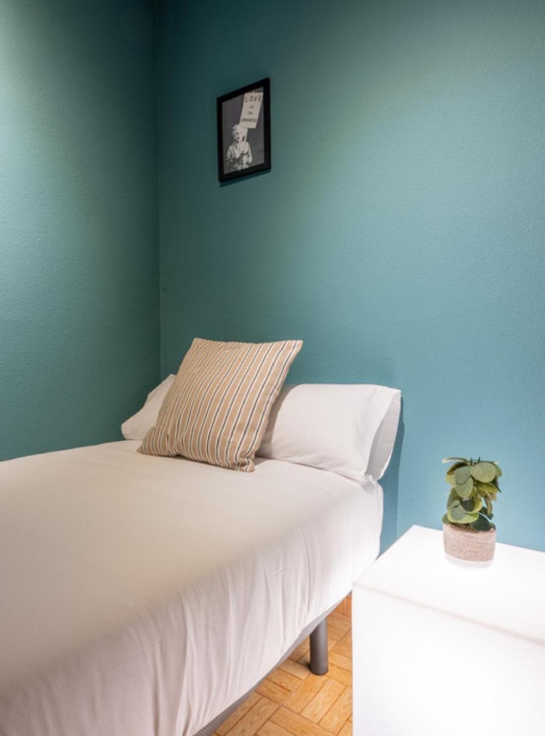 Hostel Pepe Viajes Madrid Luaran gambar